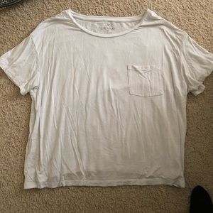 American Eagle White T-shirt with Pocket